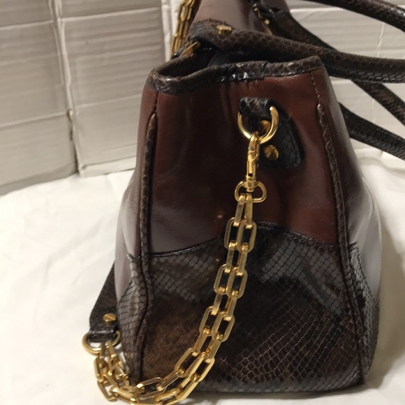 Tory Burch leather/snake gold hardware chain strap bag. Vintage! EUC - Picture 7 of 13